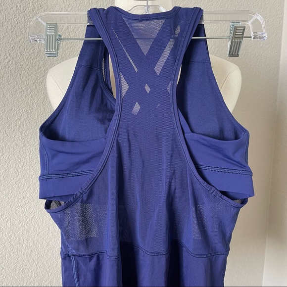 Lululemon Fast As Light 2-In-1 Tank Emperor Blue - Picture 9 of 11